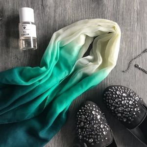 NWT Charming Charlie Silky Ombré Scarf Mint Green